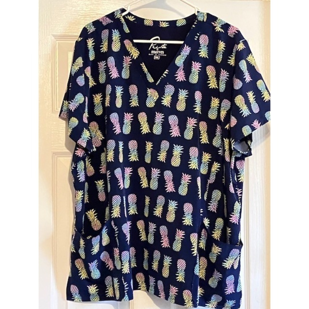 Women's Scrub top size 2XL, Pineapple Design, Navy Blue Scrubs Workwear, Nursing